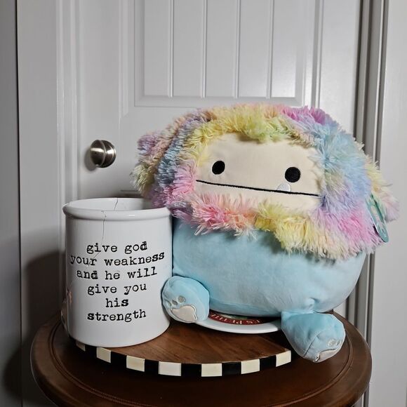 NWT ZOZO BIGFOOT SQUISHMALLOW 12IN